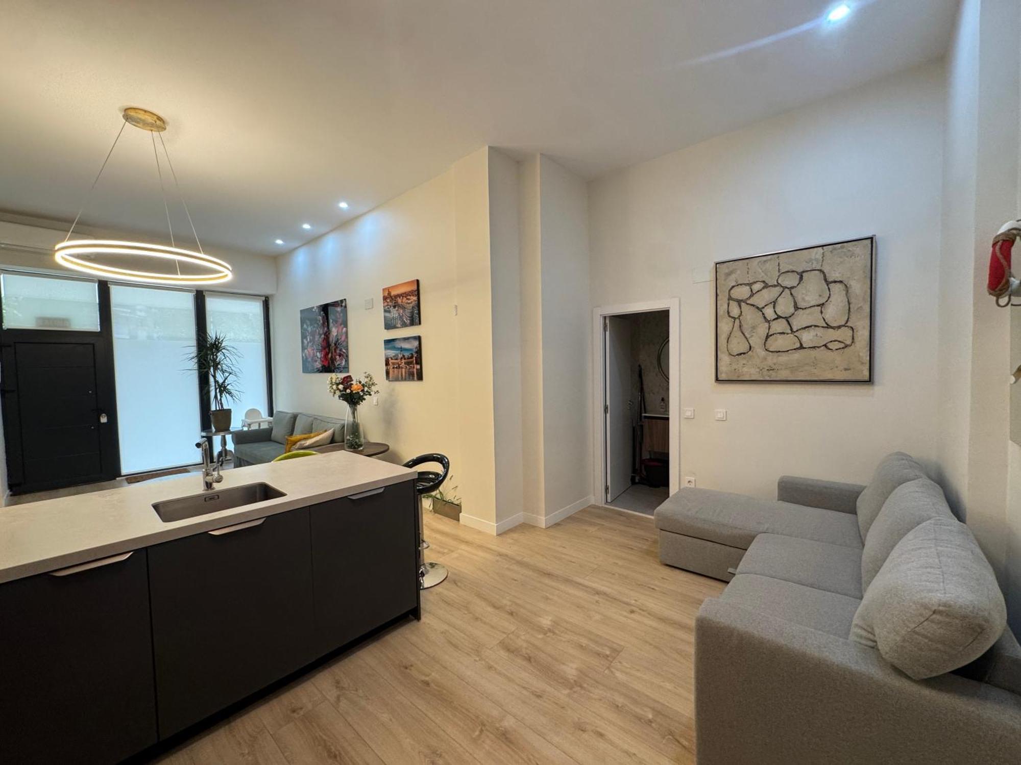 Apartamento Luxury Wifi Ac Servicios En La Puerta